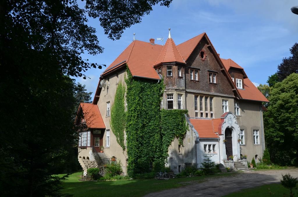 Palac Mysliwski Orle Solutions Mirosławiec Eksteriør billede
